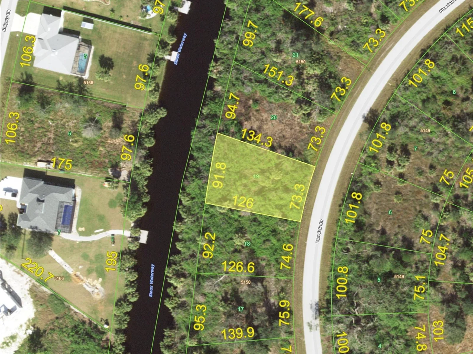 7529 PINEDALE DR, PORT CHARLOTTE, FL — photo 1