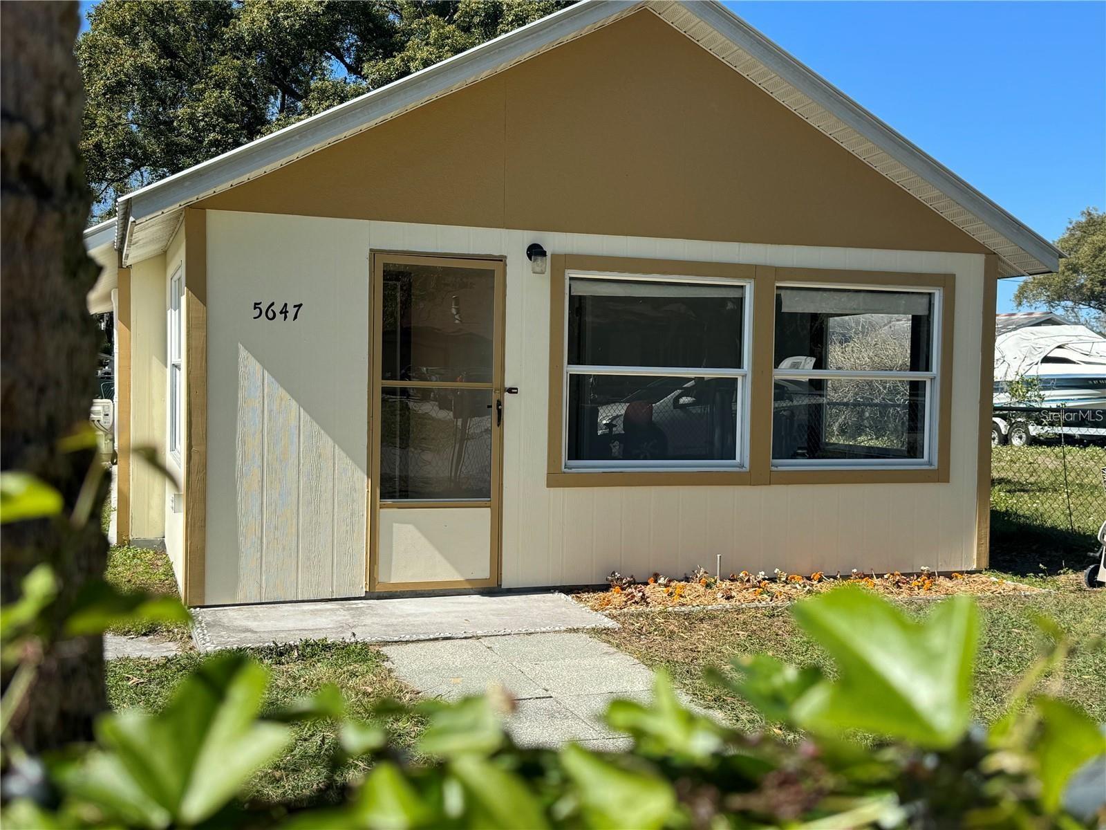 5647 19TH ST, ZEPHYRHILLS, FL