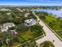 1500 N SHORE DR NE — photo 4