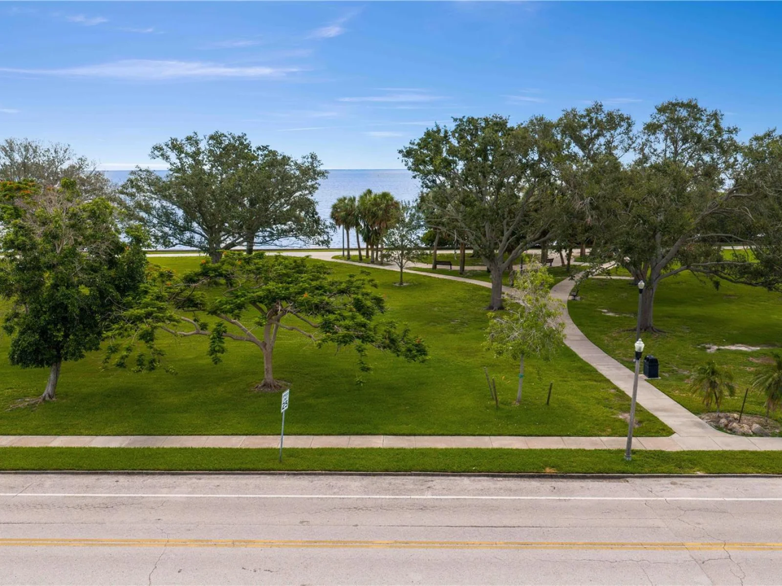 1500 N SHORE DR NE, ST PETERSBURG, FL — photo 7
