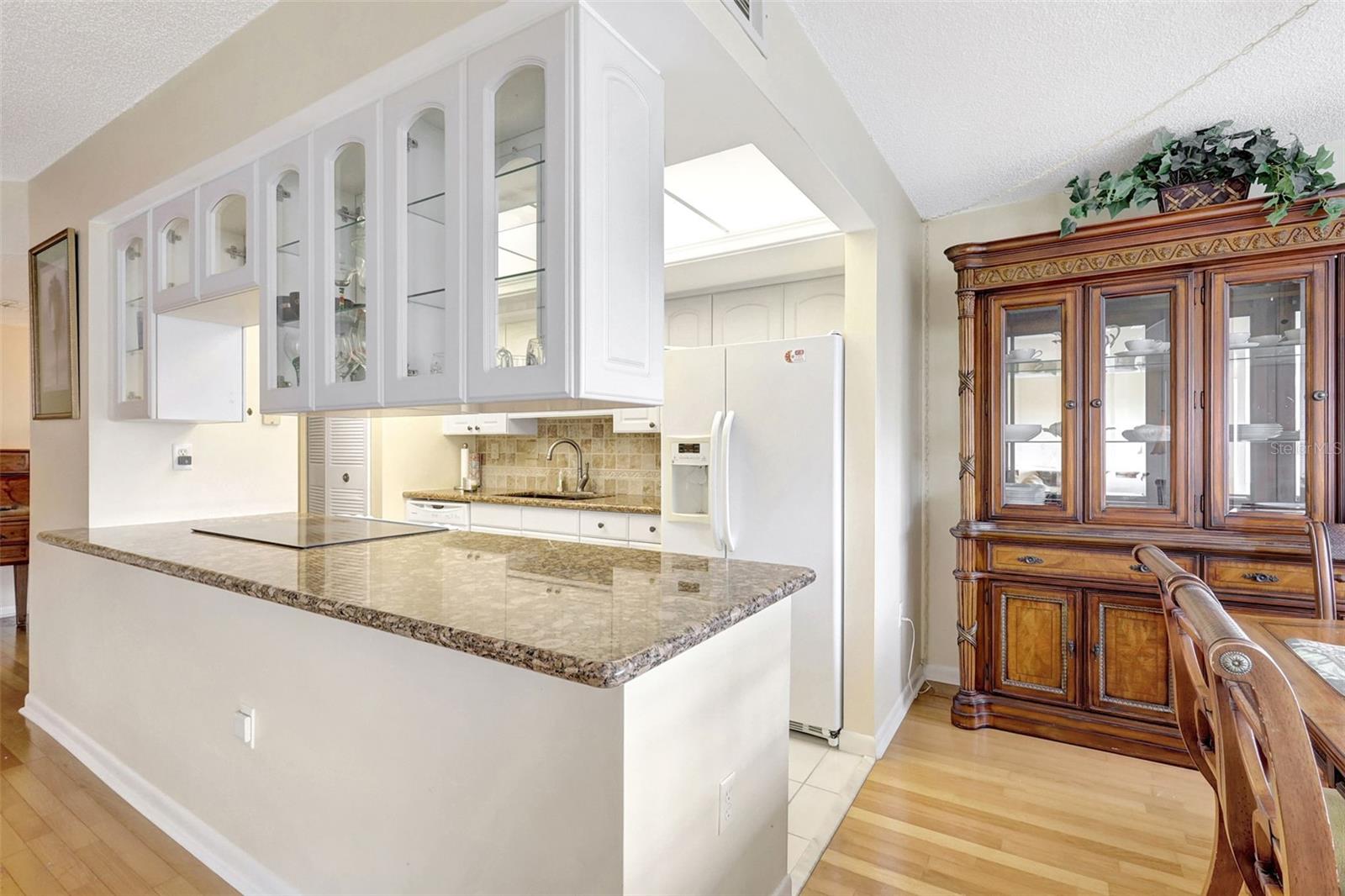 660 ISLAND WAY #708, CLEARWATER BEACH, FL — photo 11
