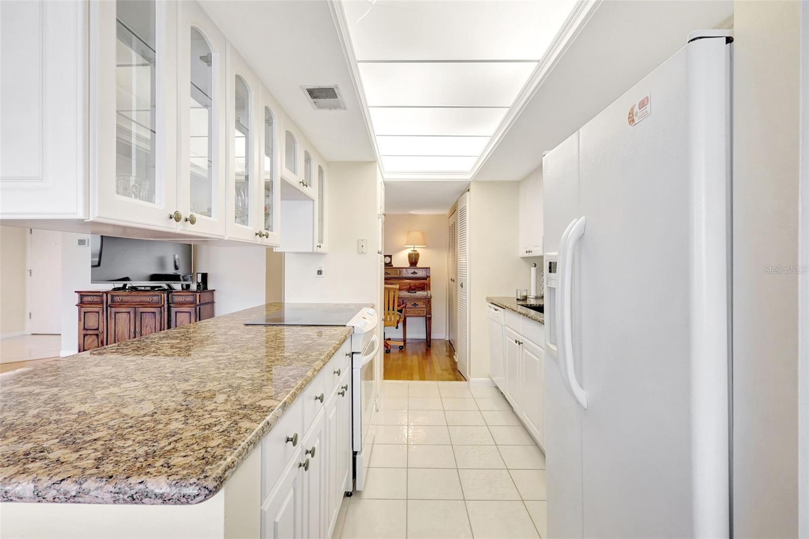 660 ISLAND WAY #708, CLEARWATER BEACH, FL — photo 13