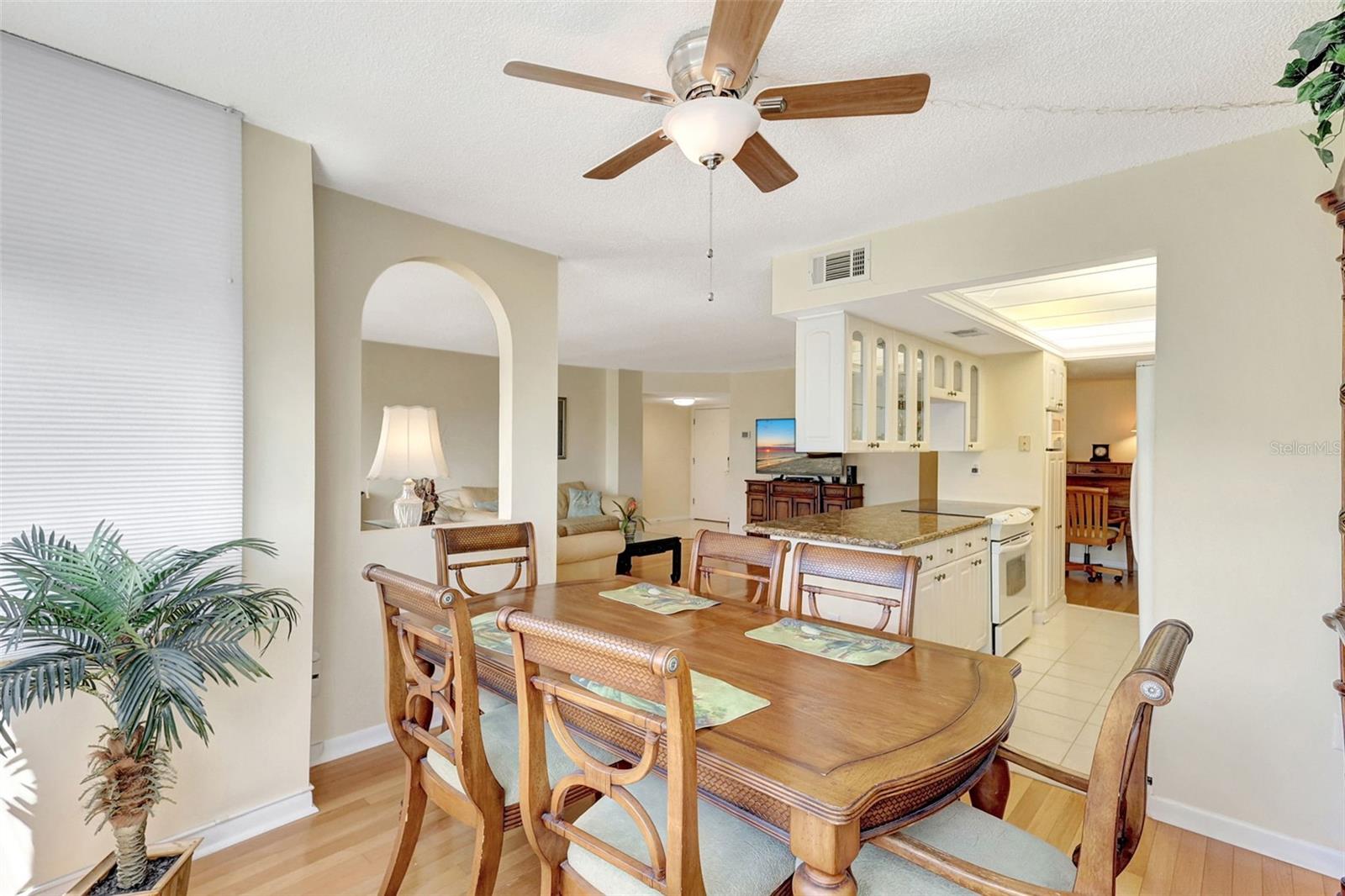 660 ISLAND WAY #708, CLEARWATER BEACH, FL — photo 18