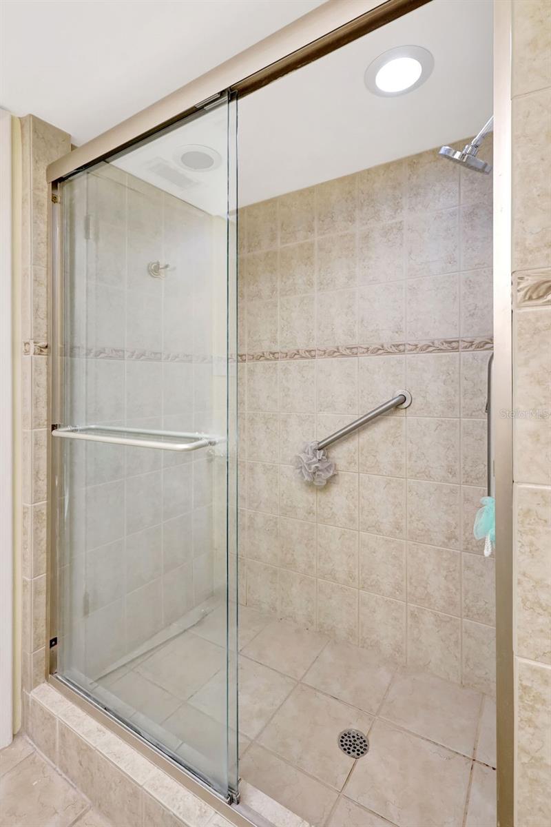 660 ISLAND WAY #708, CLEARWATER BEACH, FL — photo 30