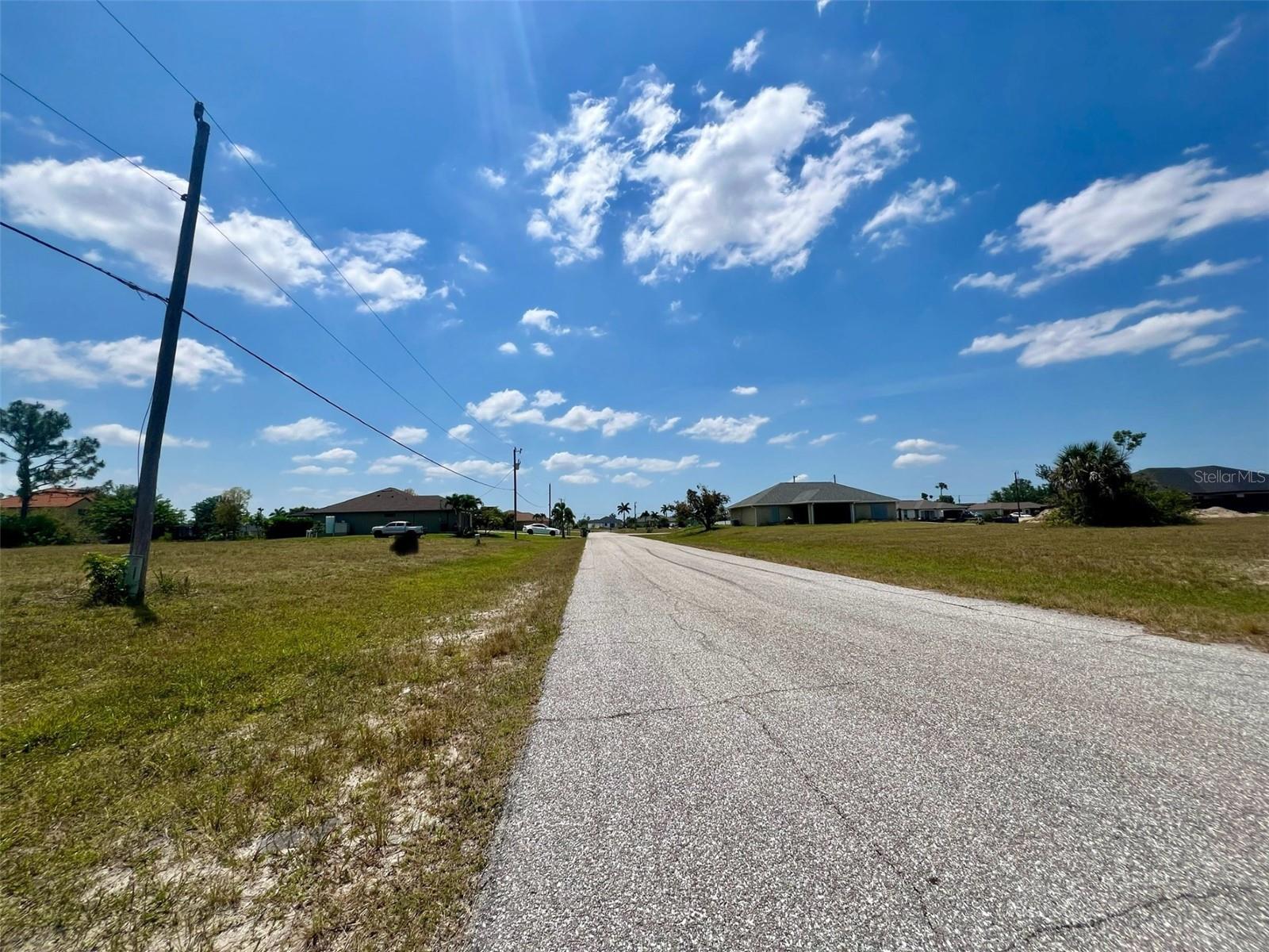 1031 NW 20TH PL, CAPE CORAL, FL — photo 3