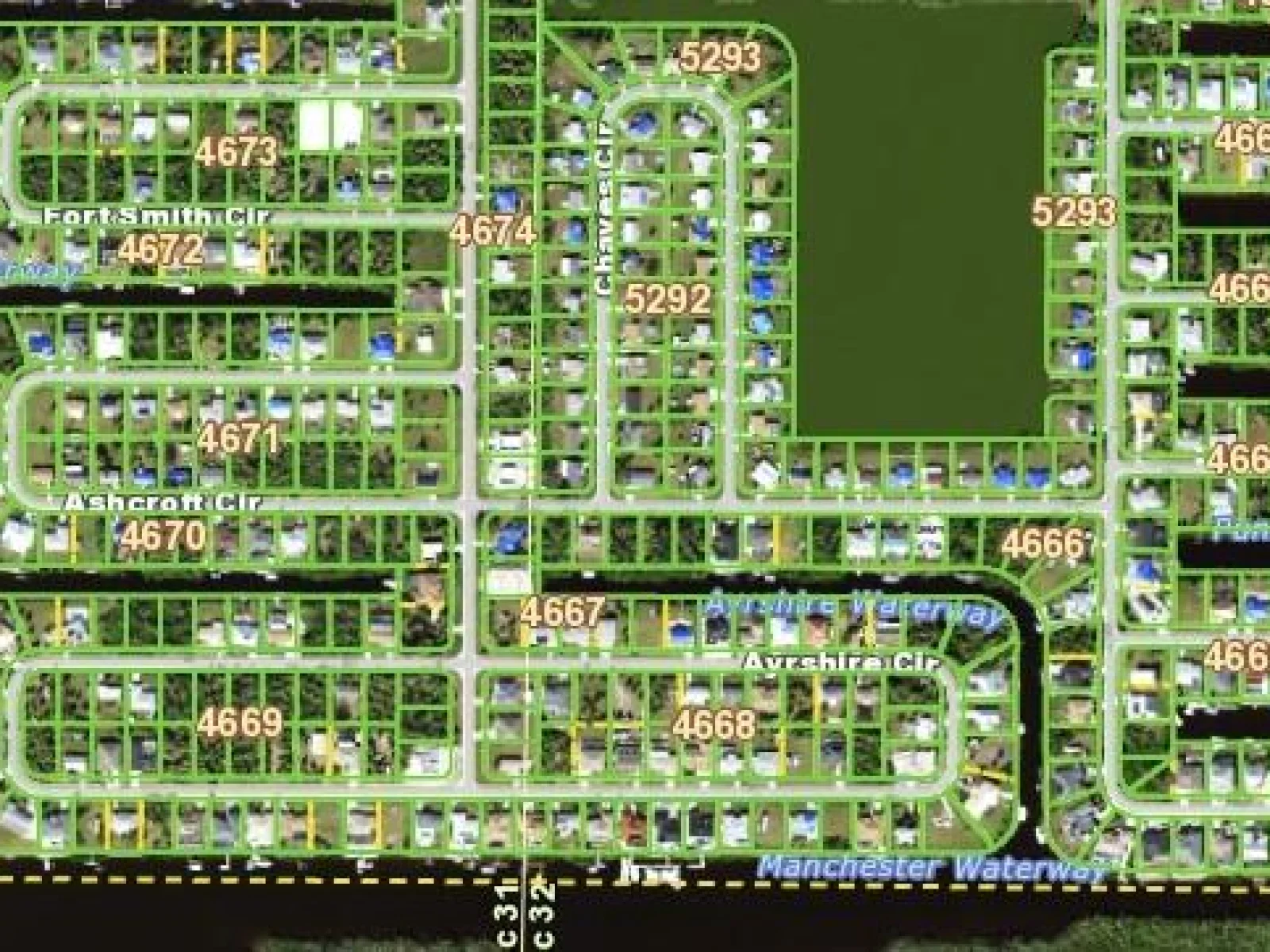 18286 VAN NUYS CIR, PORT CHARLOTTE, FL — photo 3
