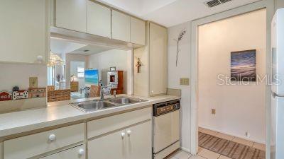 7170 WOOD CREEK DR #40, SARASOTA, FL — photo 12