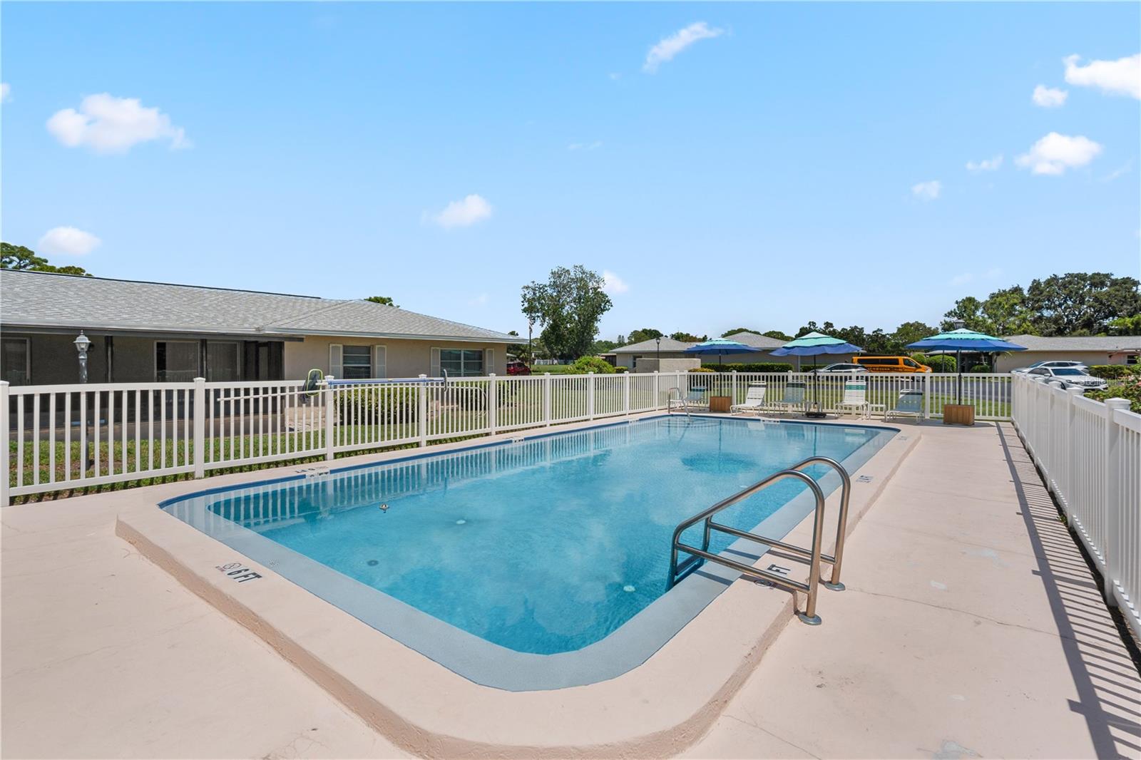 2187 CORINNE CT S #C, ST PETERSBURG, FL — photo 9