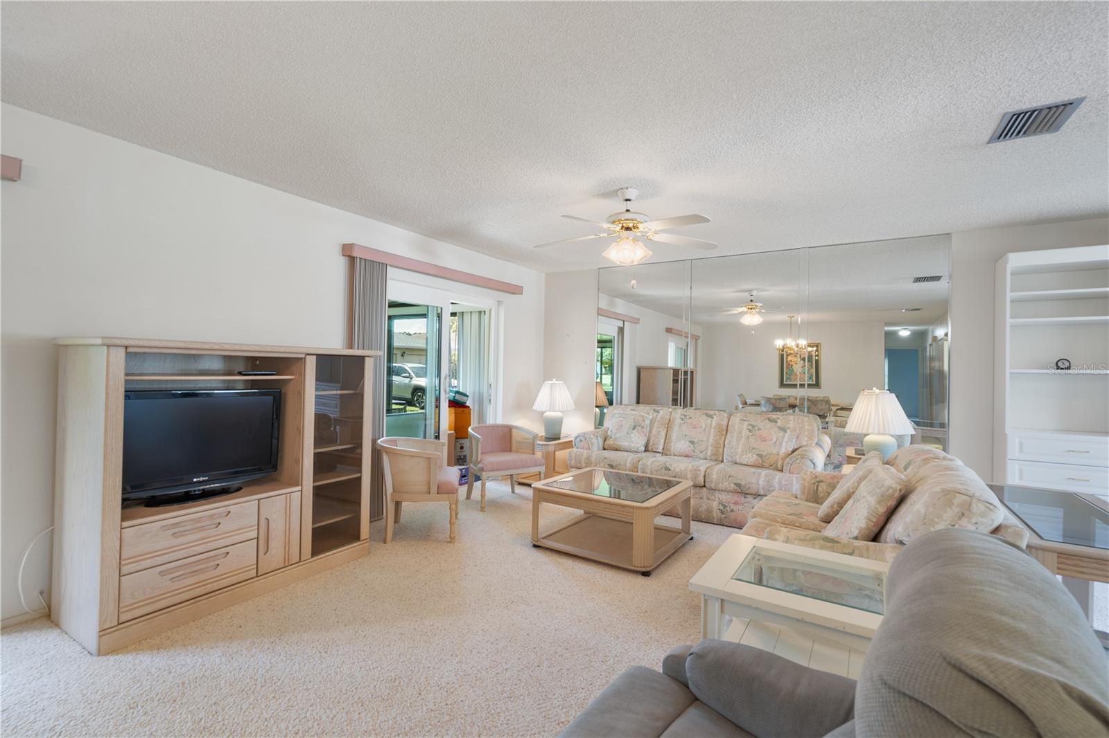 2187 CORINNE CT S #C, ST PETERSBURG, FL — photo 11