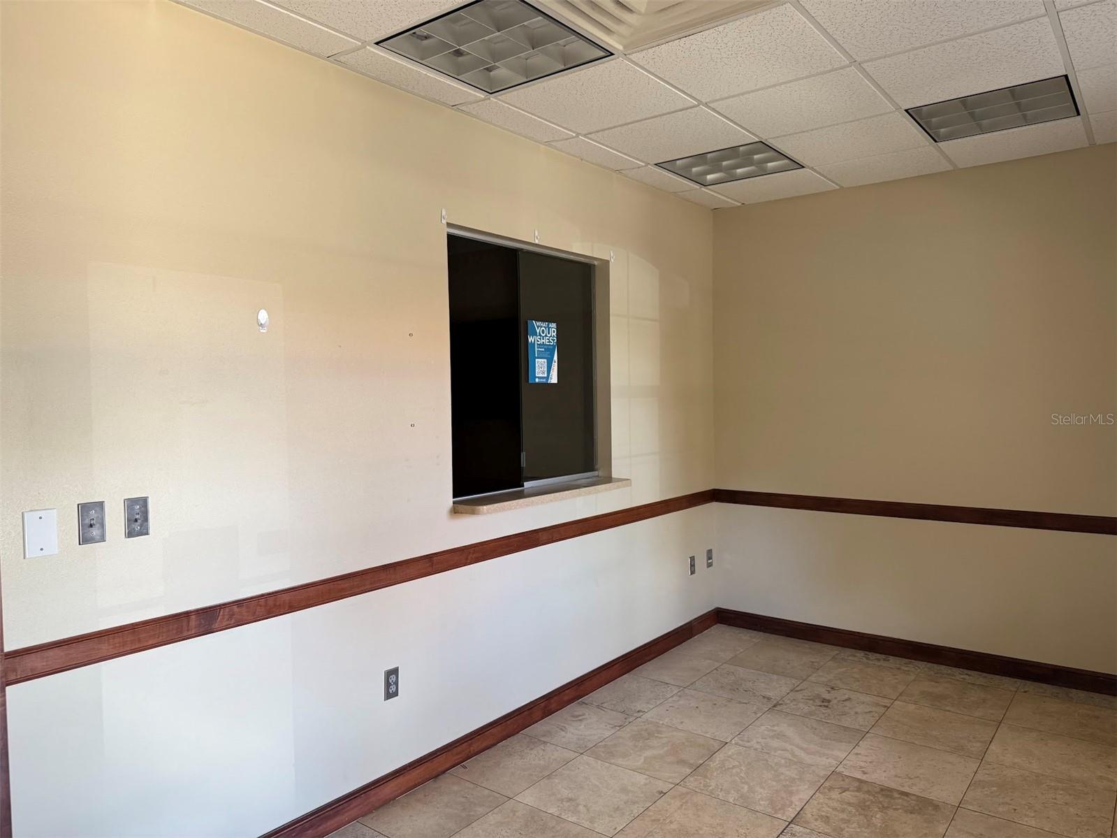 1400 S US HWY 441, BUILDING 910 #912, LADY LAKE, FL — photo 3