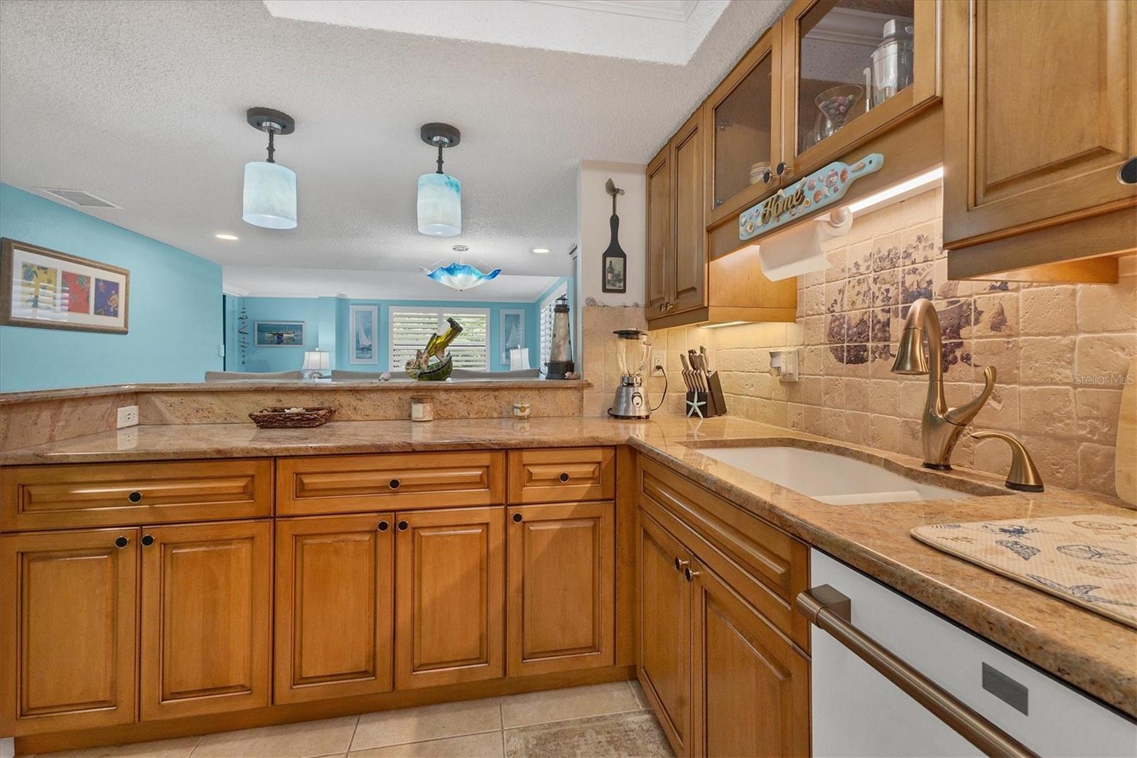 8776 MIDNIGHT PASS RD #C107, SARASOTA, FL — photo 10