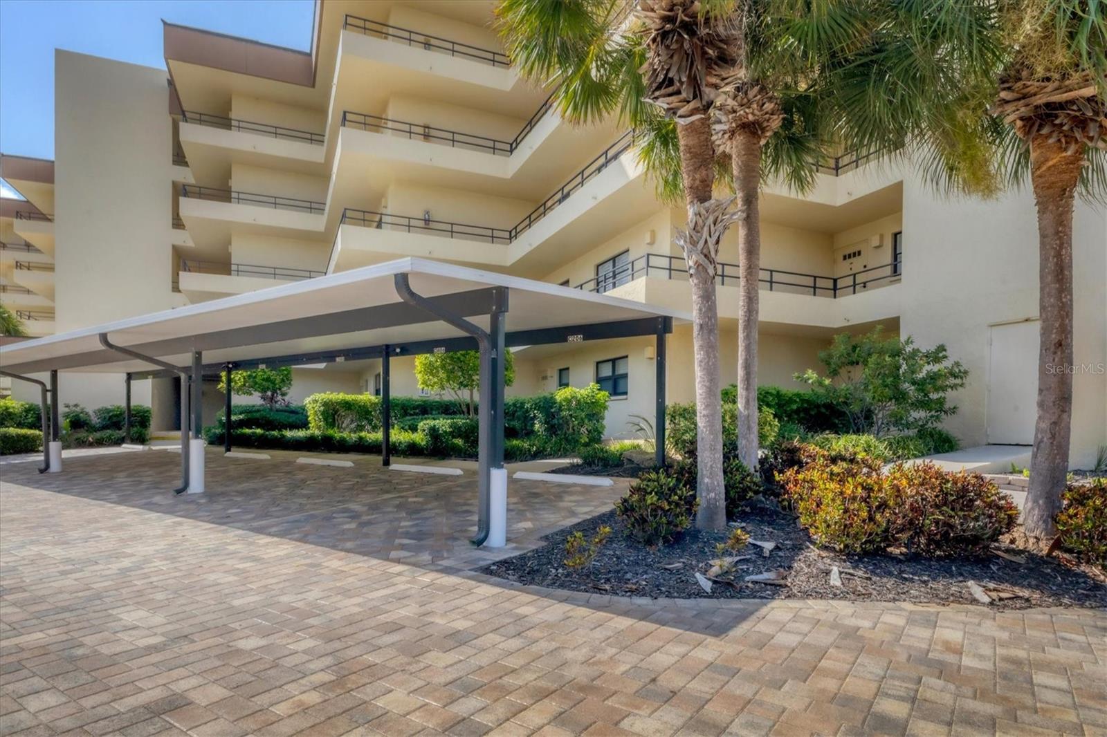 8776 MIDNIGHT PASS RD #C107, SARASOTA, FL — photo 31