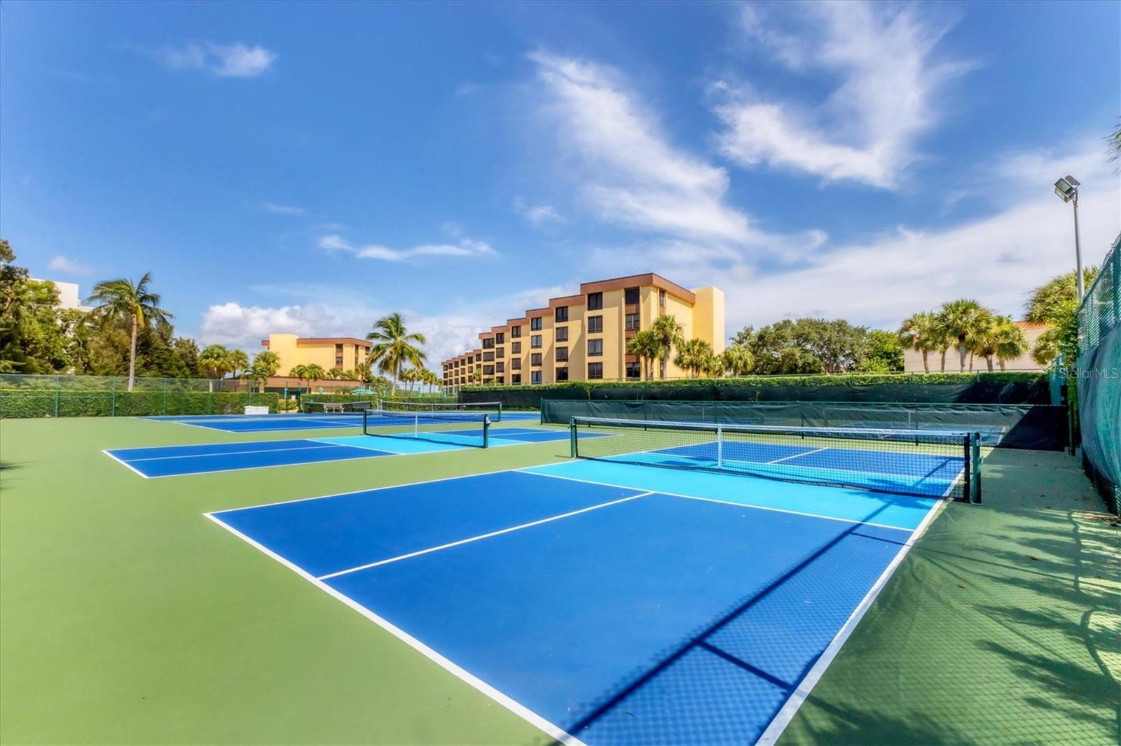 8776 MIDNIGHT PASS RD #C107, SARASOTA, FL — photo 41