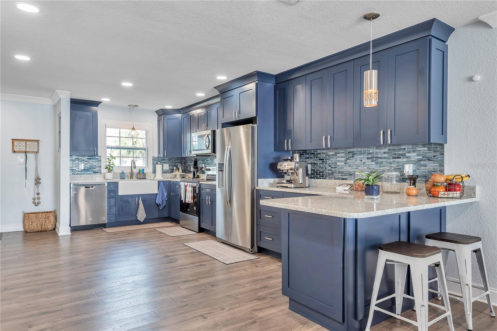 5172 COQUINA KEY DR SE, ST PETERSBURG, FL — photo 13