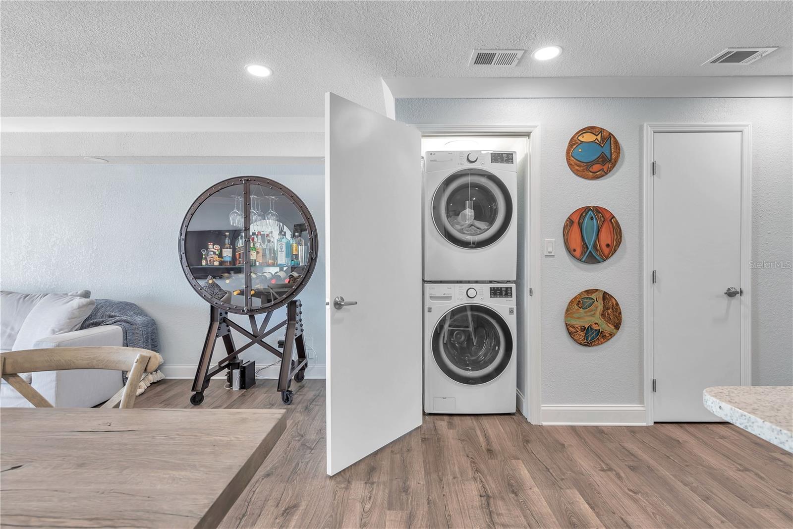 5172 COQUINA KEY DR SE, ST PETERSBURG, FL — photo 25