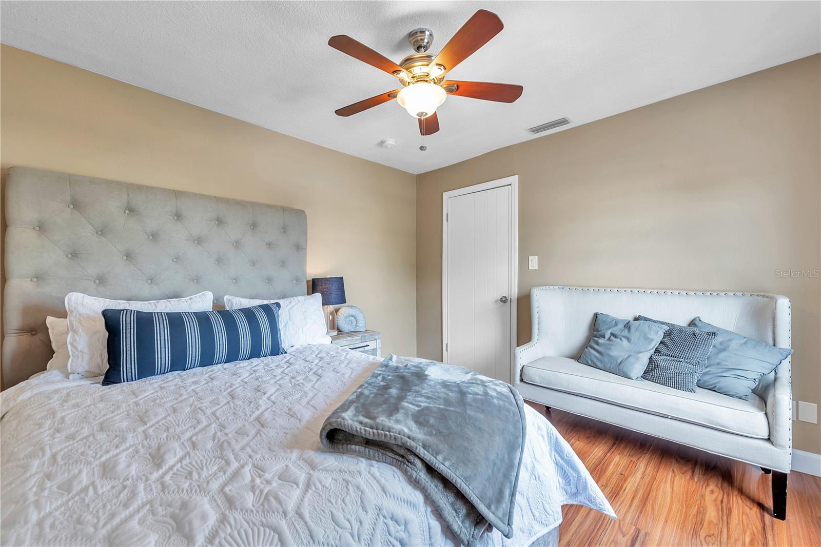 5172 COQUINA KEY DR SE, ST PETERSBURG, FL — photo 41