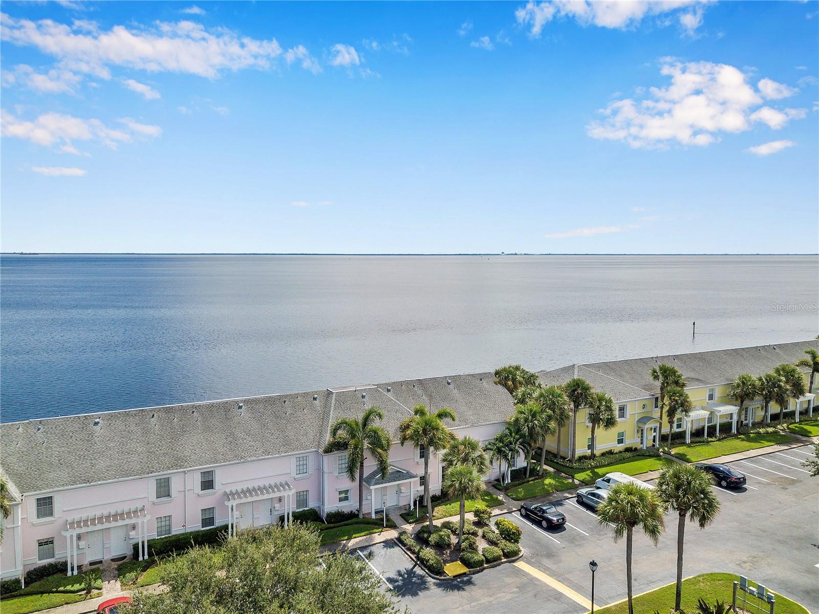 5172 COQUINA KEY DR SE, ST PETERSBURG, FL — photo 73