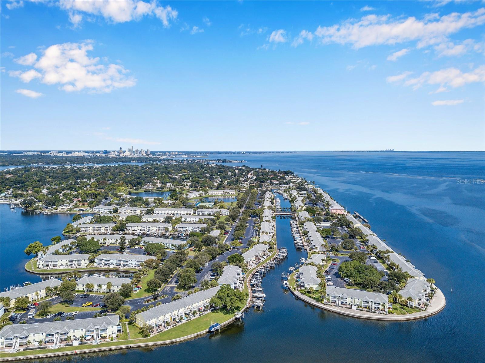 5172 COQUINA KEY DR SE, ST PETERSBURG, FL — photo 83