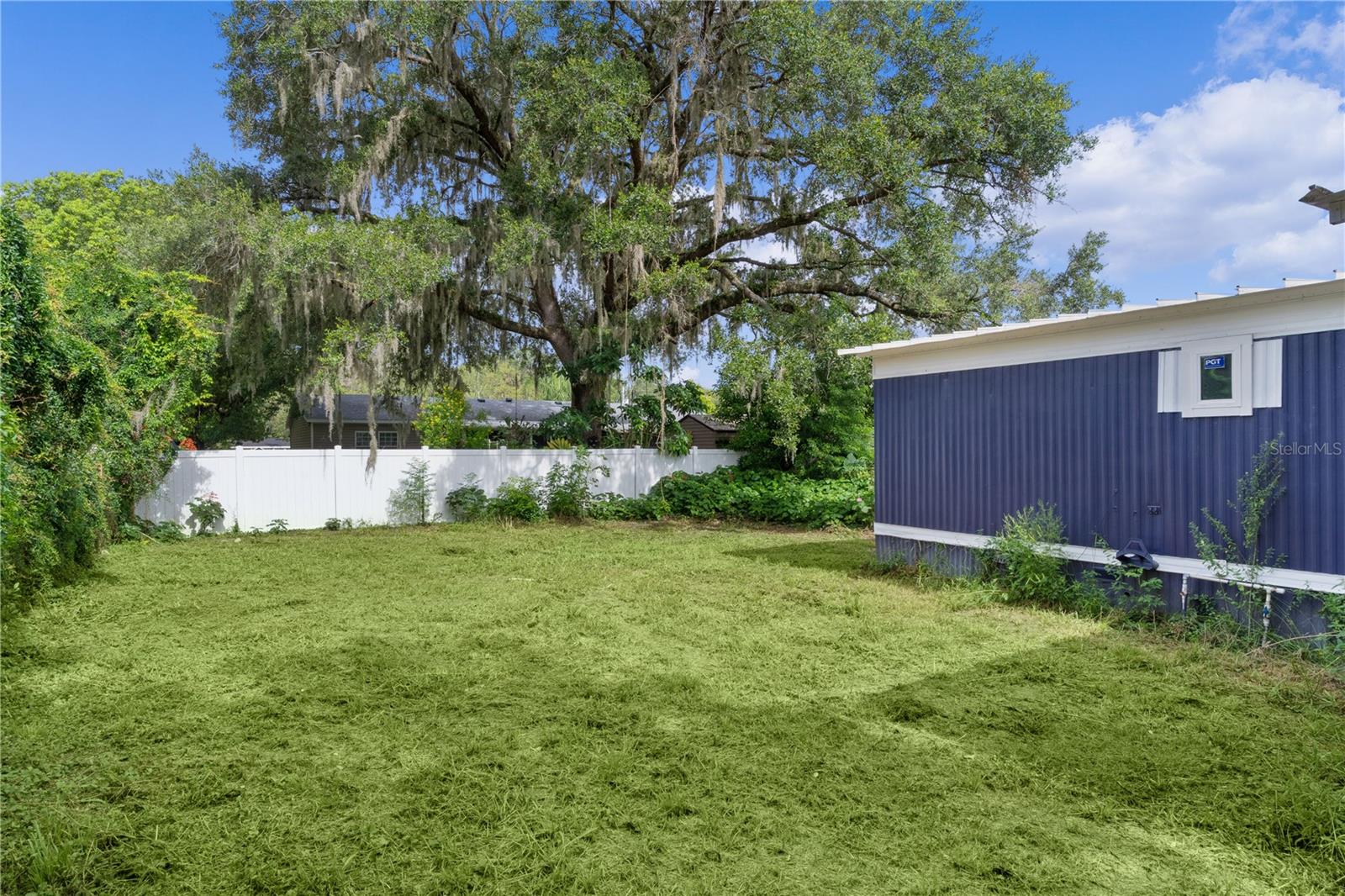 27301 LEMON AVE, OKAHUMPKA, FL — photo 53