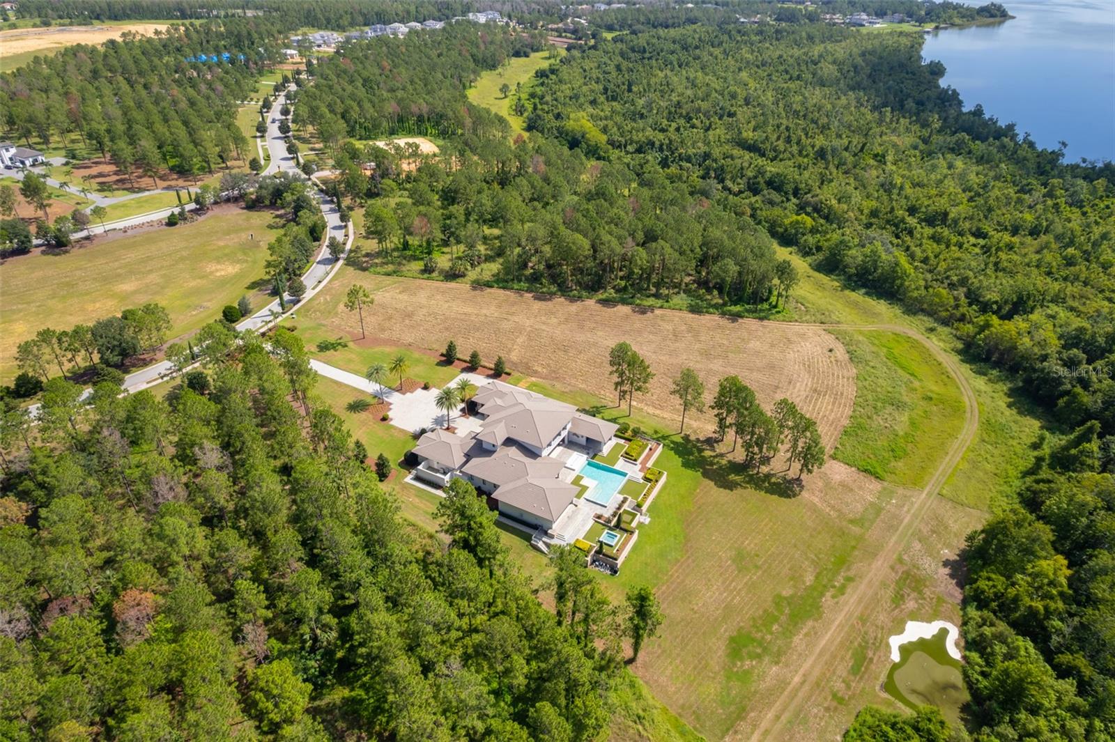 16834 ARTIMINO LOOP, BELLA COLLINA, FL — photo 9