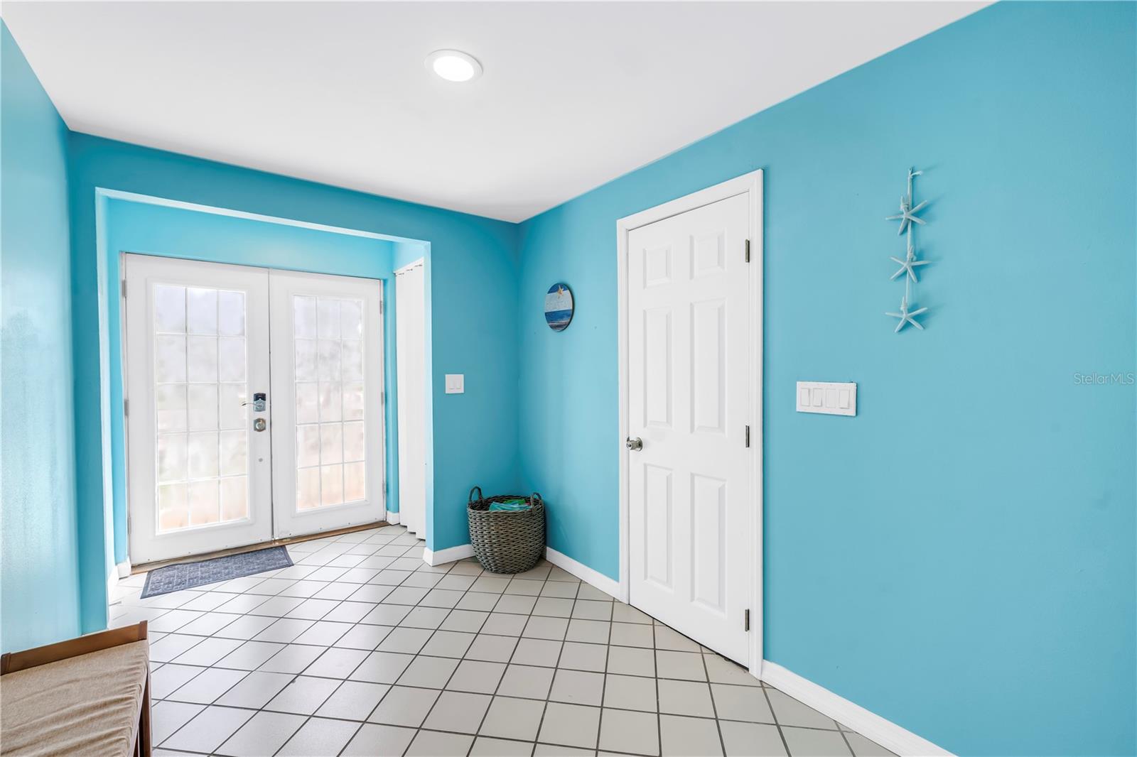 156 SIESTA DR, SARASOTA, FL — photo 11