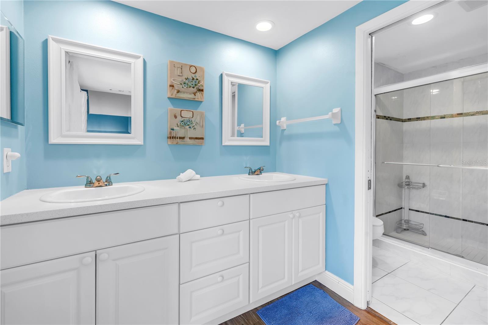 156 SIESTA DR, SARASOTA, FL — photo 35