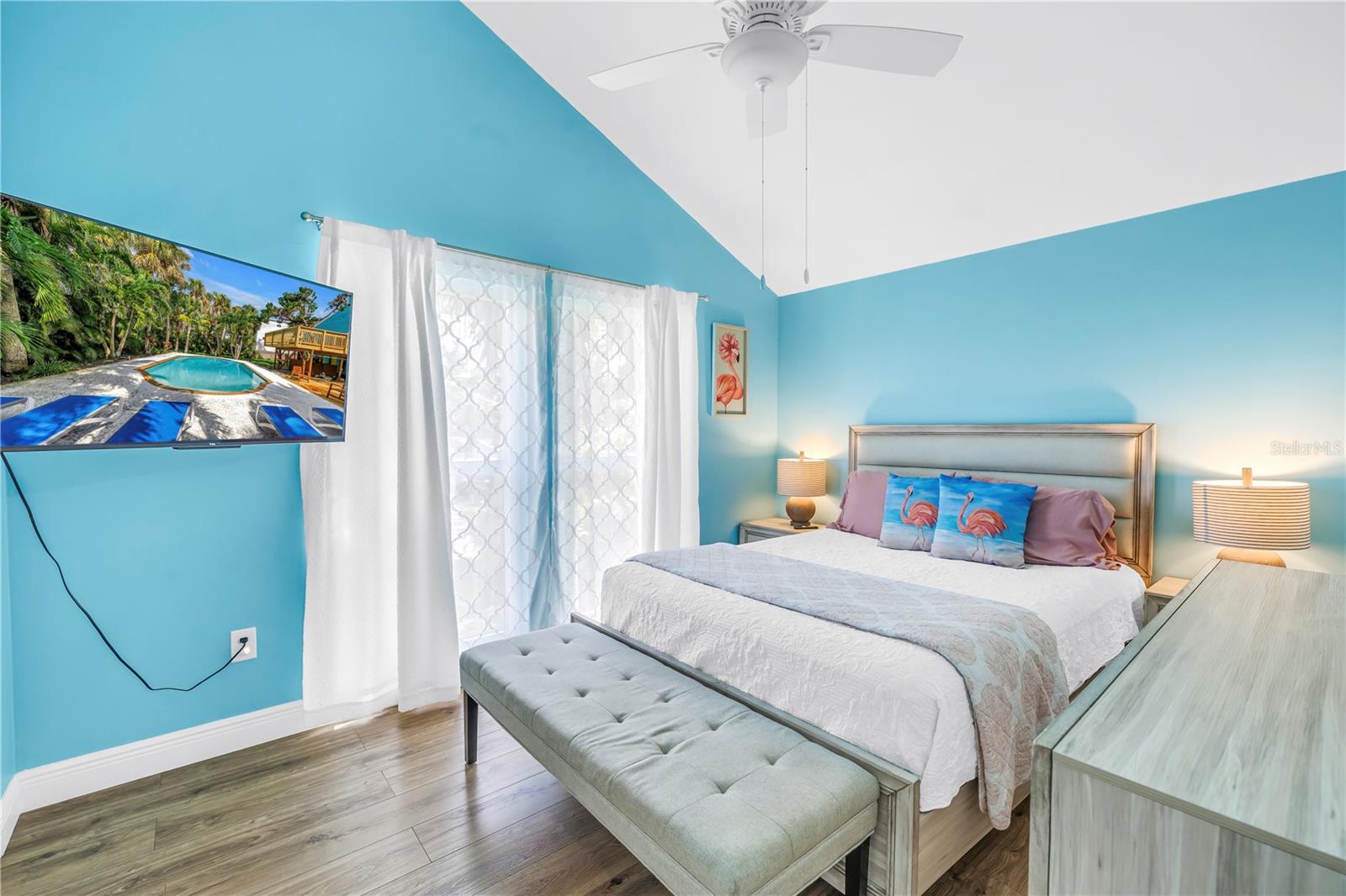156 SIESTA DR, SARASOTA, FL — photo 37