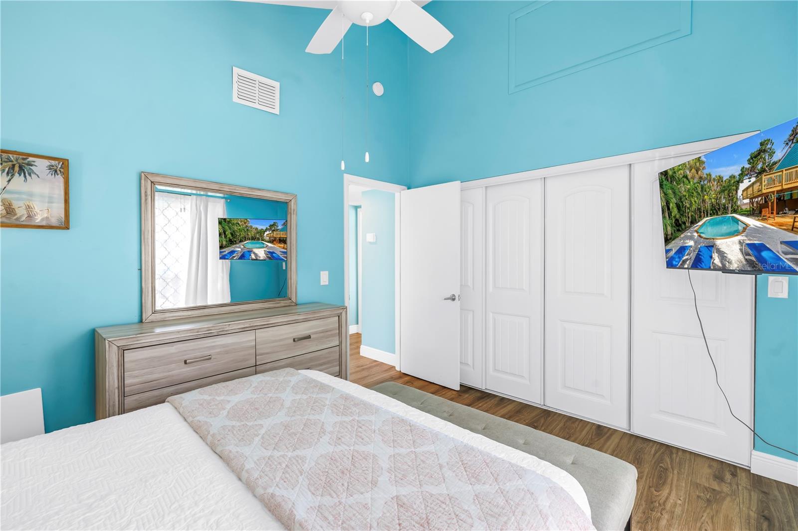 156 SIESTA DR, SARASOTA, FL — photo 38