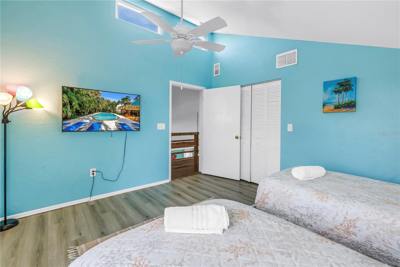 156 SIESTA DR, SARASOTA, FL — photo 43
