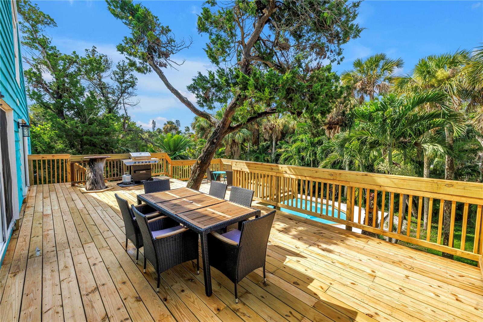 156 SIESTA DR, SARASOTA, FL — photo 46