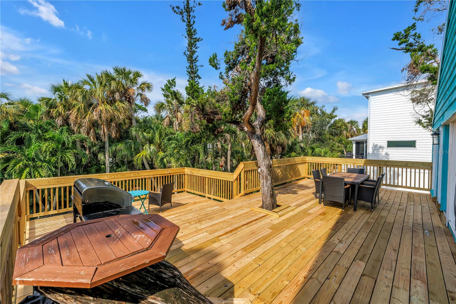 156 SIESTA DR, SARASOTA, FL — photo 51