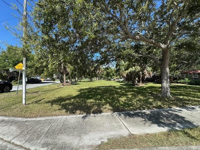 380 HANCOCK ST, DUNEDIN, FL — photo 2