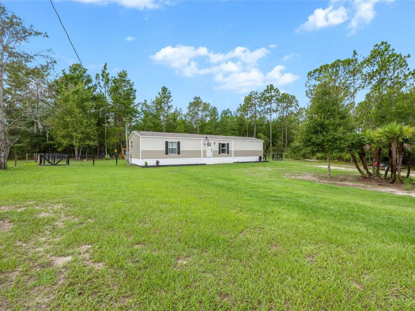 8444 W JENNIFER CT, CRYSTAL RIVER, FL — photo 2