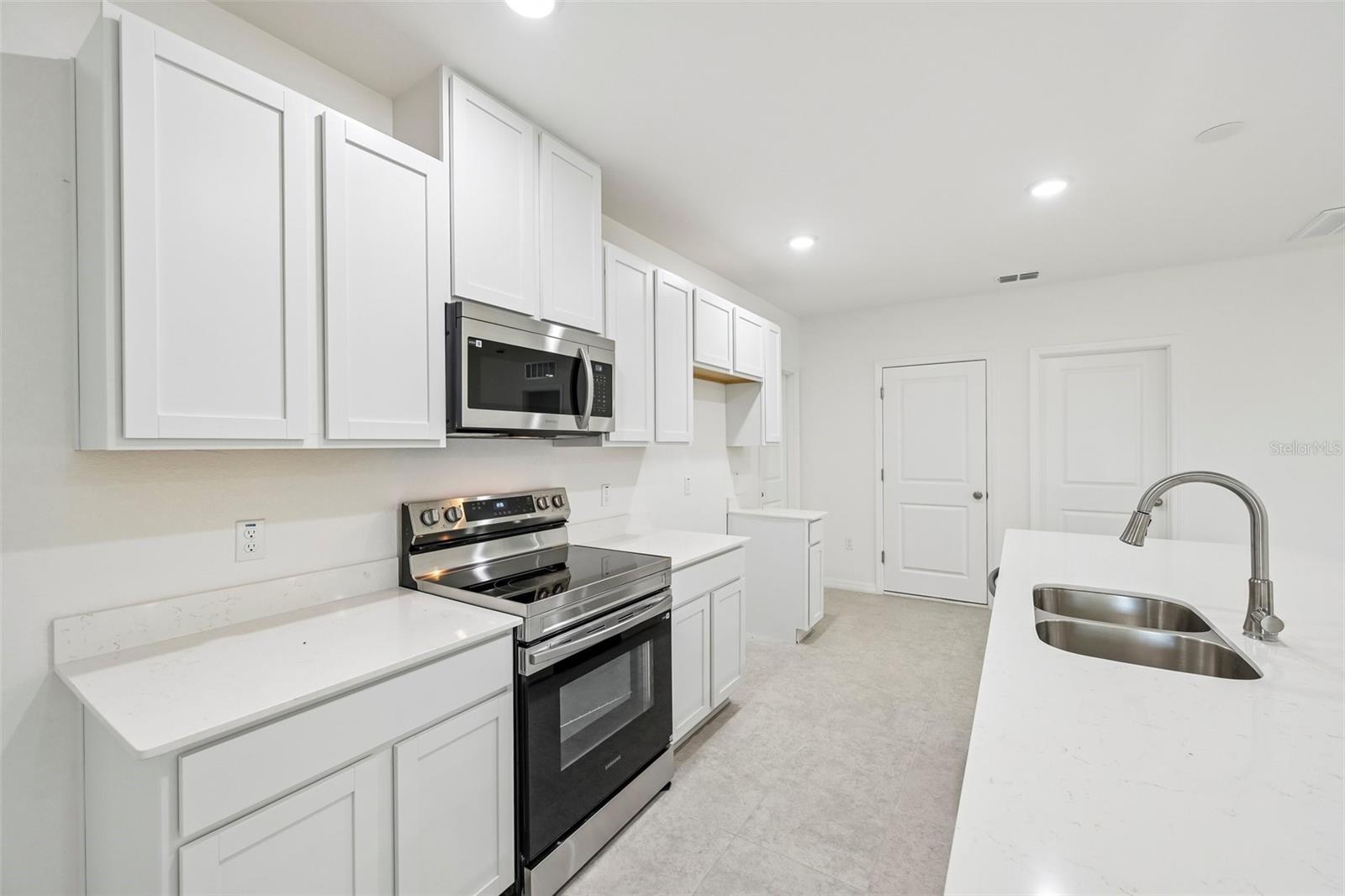 12040 RAMONA AVE, PORT CHARLOTTE, FL — photo 16