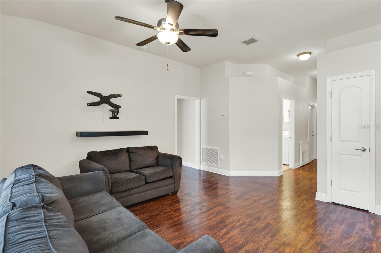 4229 BARNSLEY LN, TAVARES, FL — photo 5