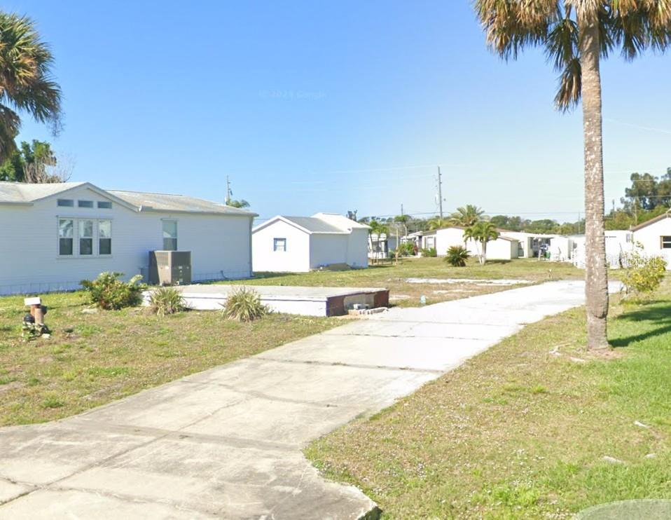 1510 SANDERLING DR, ENGLEWOOD, FL — photo 4