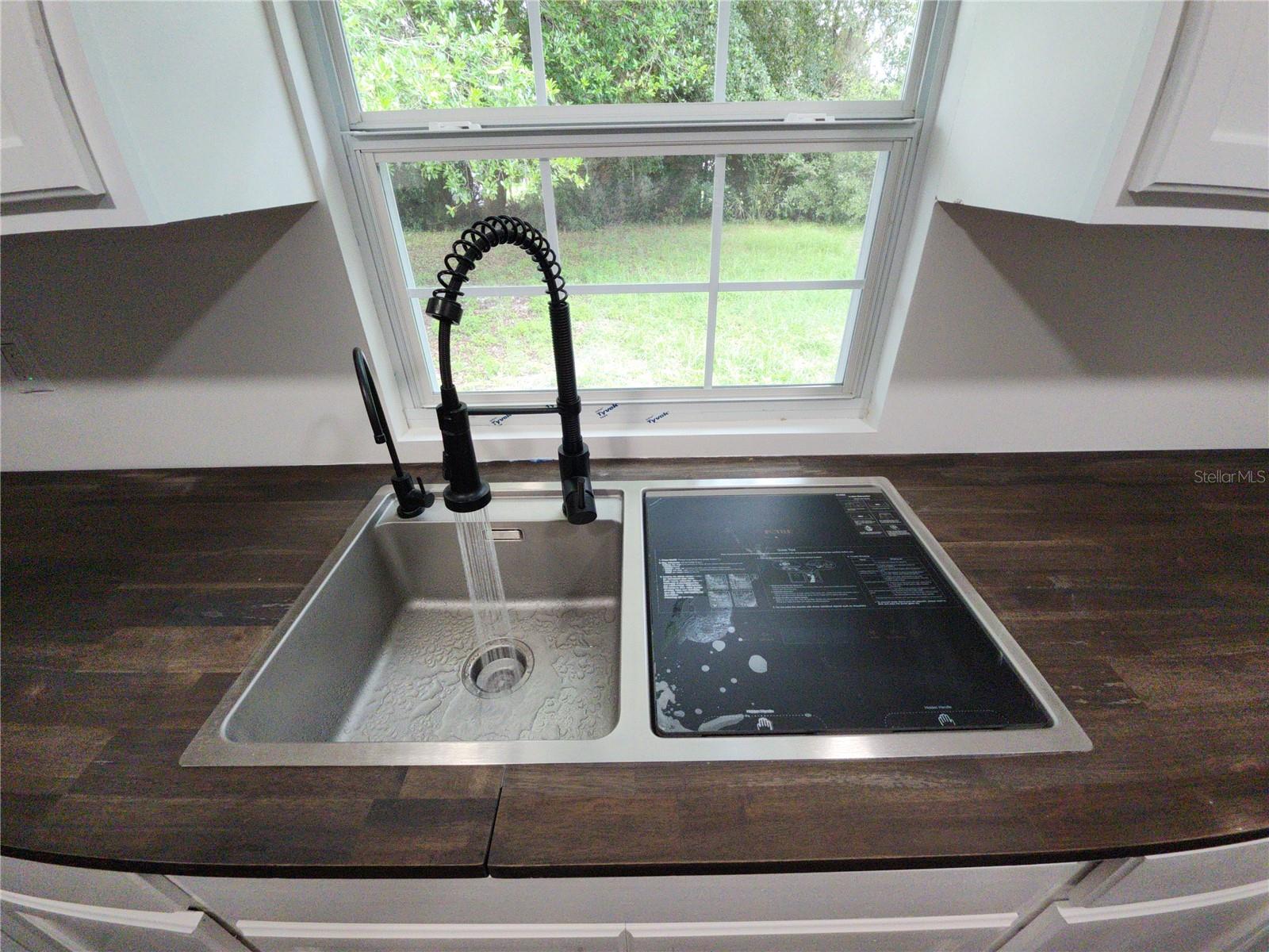 8569 W ADMIRAL BYRD LN, CRYSTAL RIVER, FL — photo 8