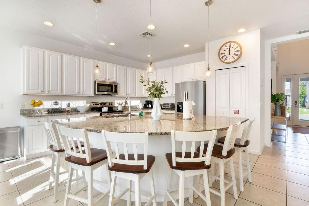 2692 CALISTOGA AVE, KISSIMMEE, FL — photo 10
