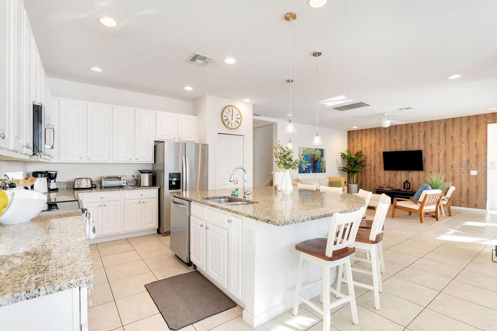 2692 CALISTOGA AVE, KISSIMMEE, FL — photo 12