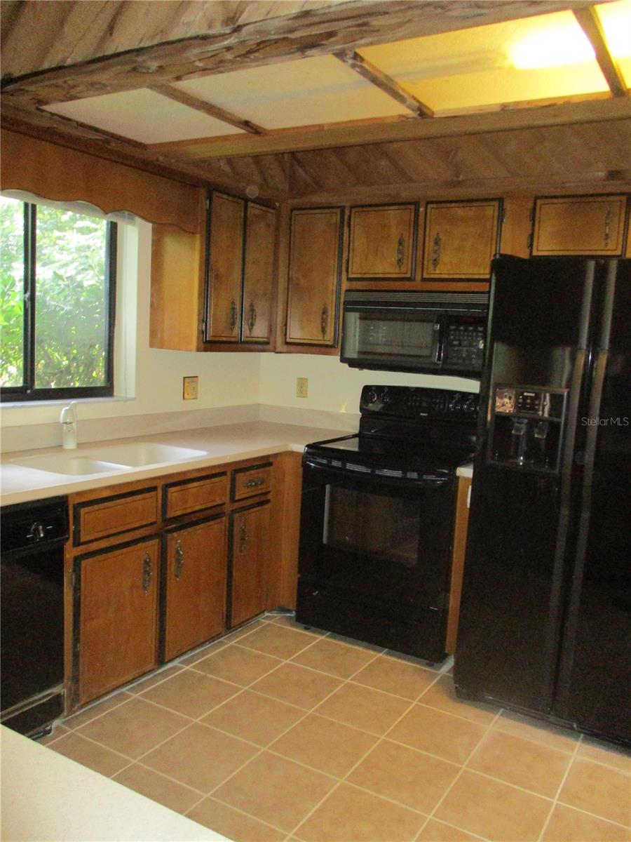 1631 NW 94TH ST, GAINESVILLE, FL — photo 5