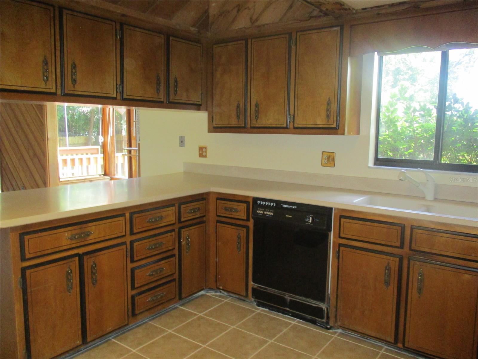 1631 NW 94TH ST, GAINESVILLE, FL — photo 6