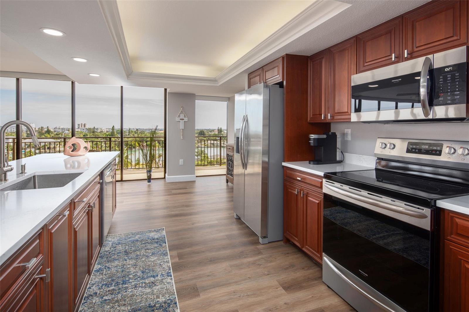 7650 BAYSHORE DR #606, TREASURE ISLAND, FL — photo 6