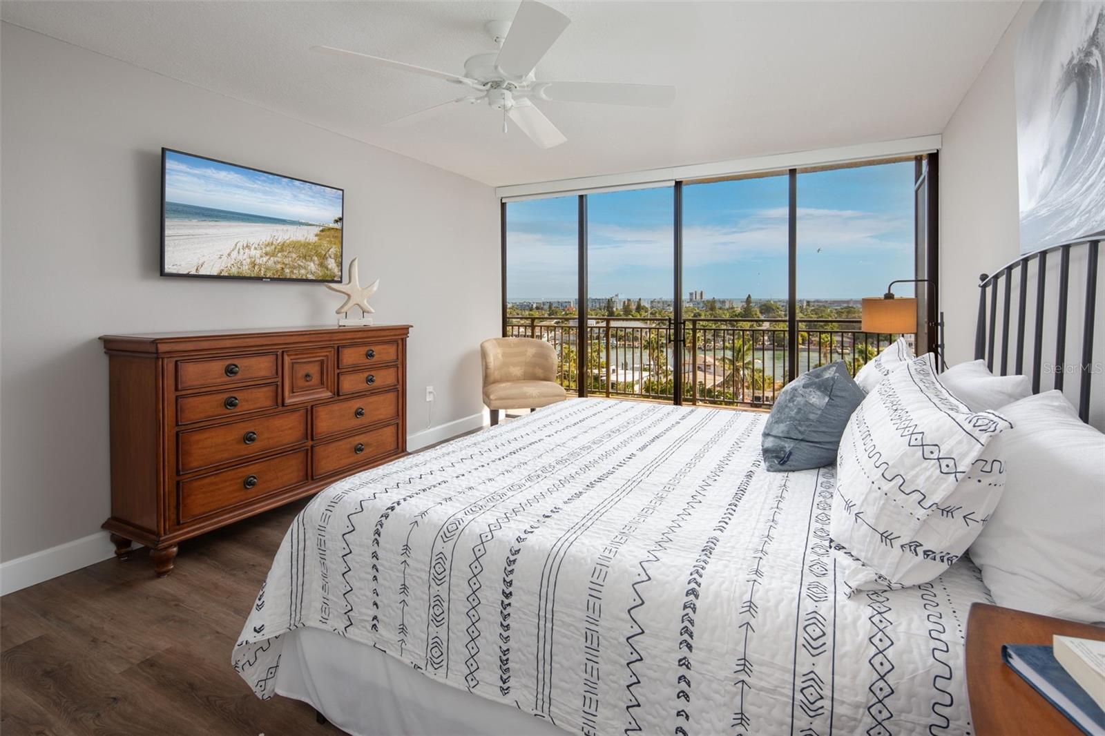 7650 BAYSHORE DR #606, TREASURE ISLAND, FL — photo 17
