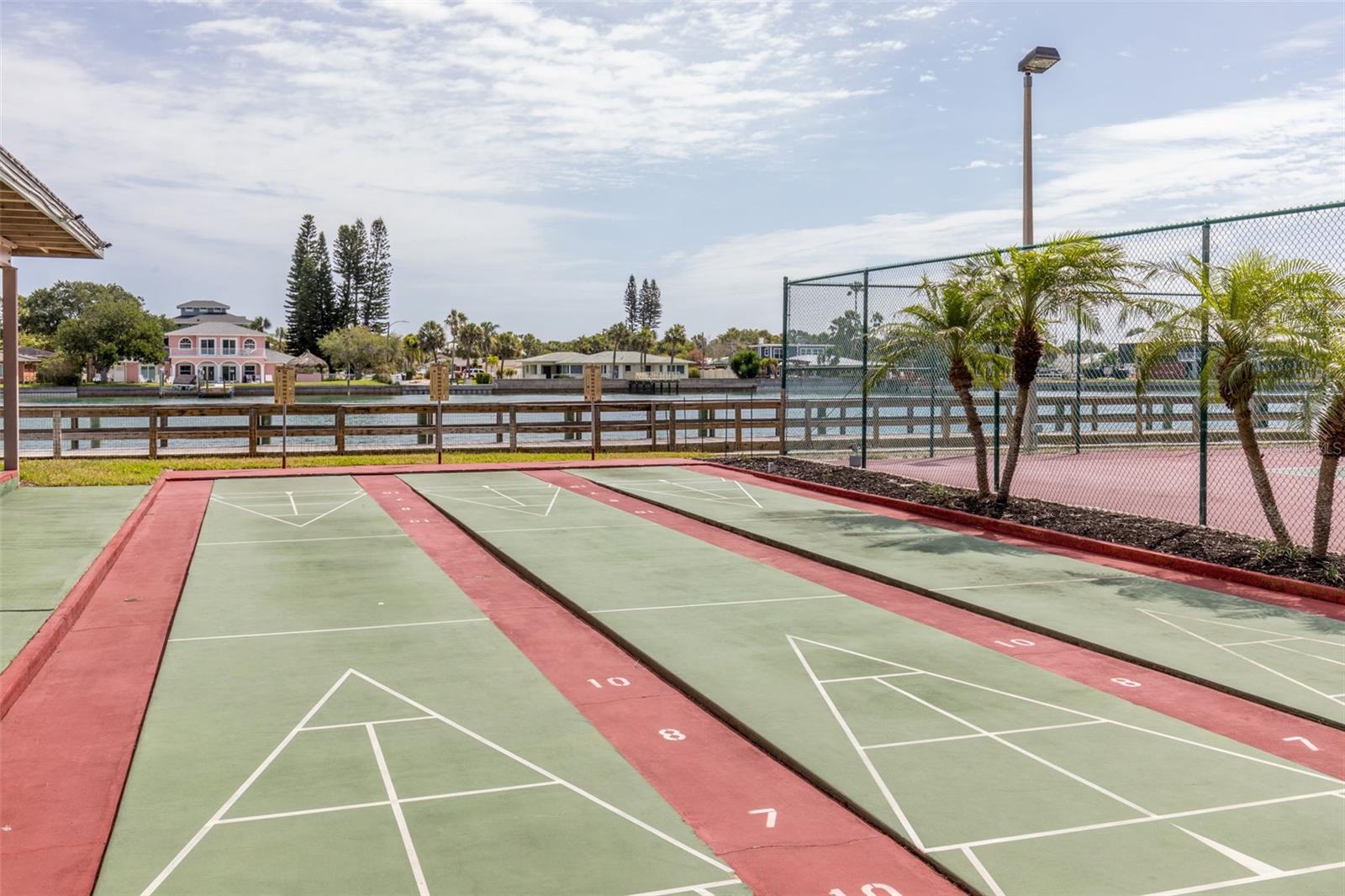 7650 BAYSHORE DR #606, TREASURE ISLAND, FL — photo 31