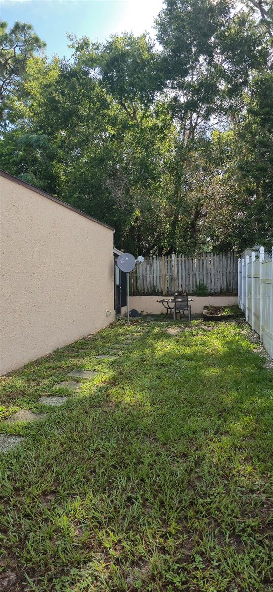 2214 OAK WIND DR, HOLIDAY, FL — photo 4