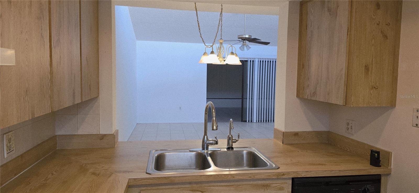 2214 OAK WIND DR, HOLIDAY, FL — photo 10