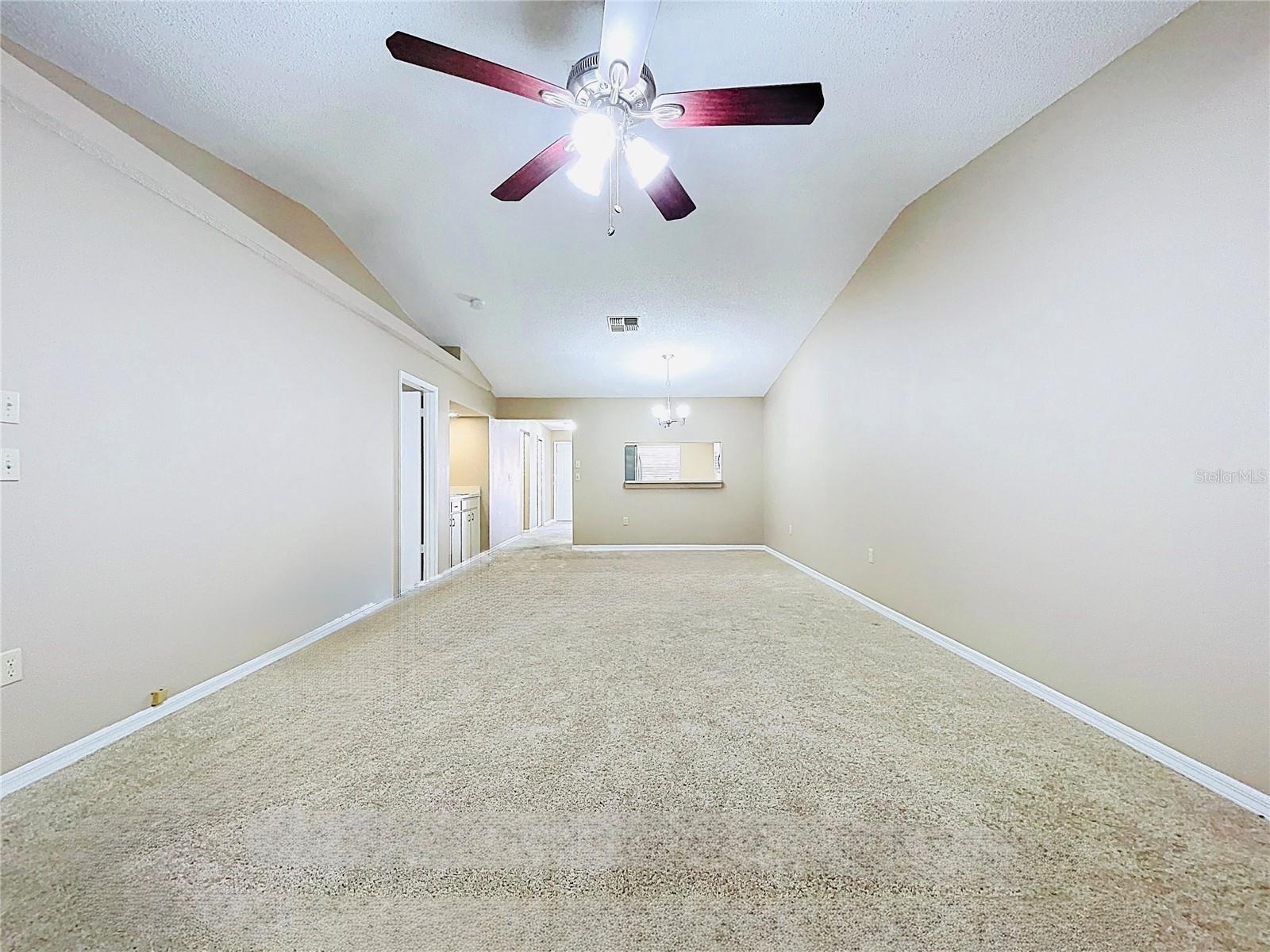 2020 LAKEVIEW DR #203, CLEARWATER, FL — photo 32