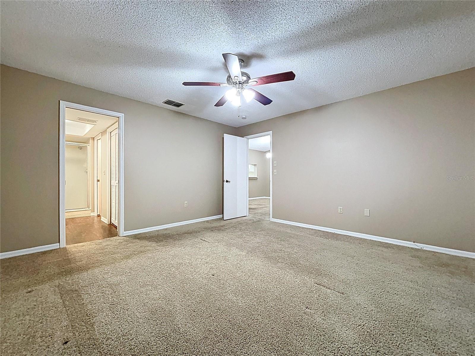 2020 LAKEVIEW DR #203, CLEARWATER, FL — photo 40