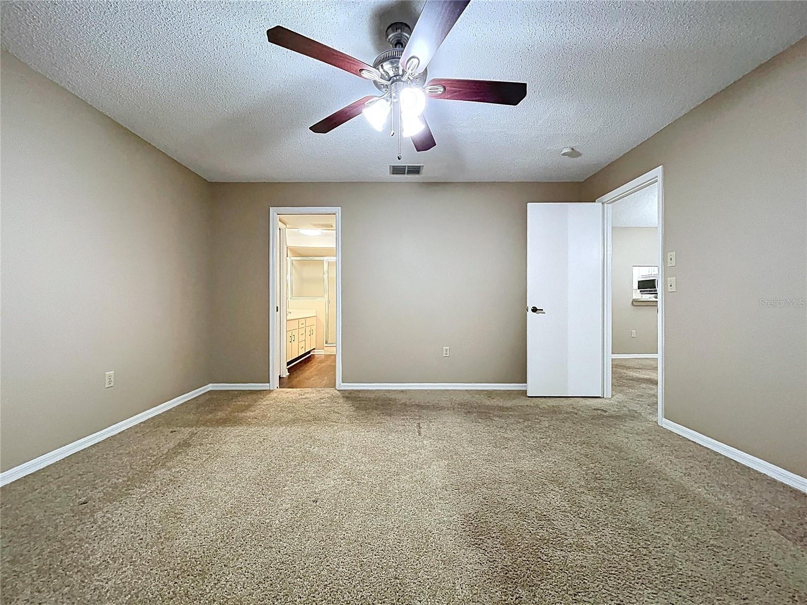 2020 LAKEVIEW DR #203, CLEARWATER, FL — photo 45