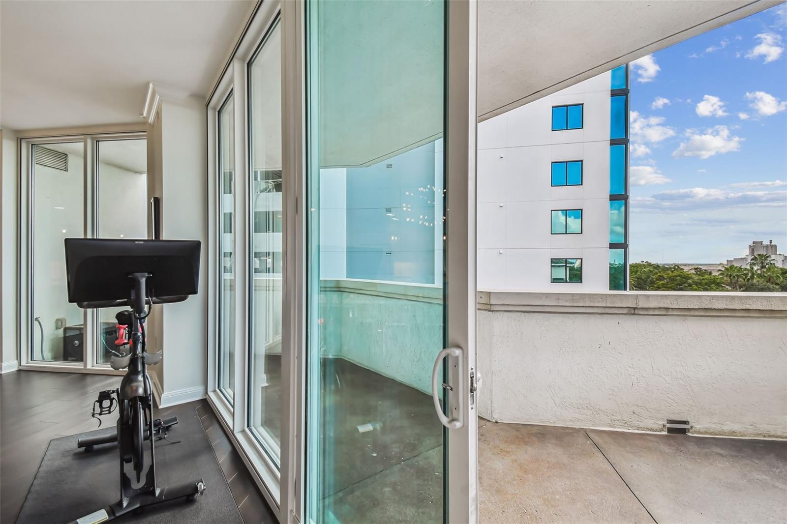 450 KNIGHTS RUN AVE #502, TAMPA, FL — photo 27